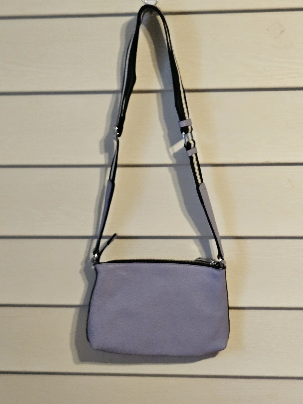 Marc Jacobs Lavender Leather Crossbody Bag - Excellent Condition!
